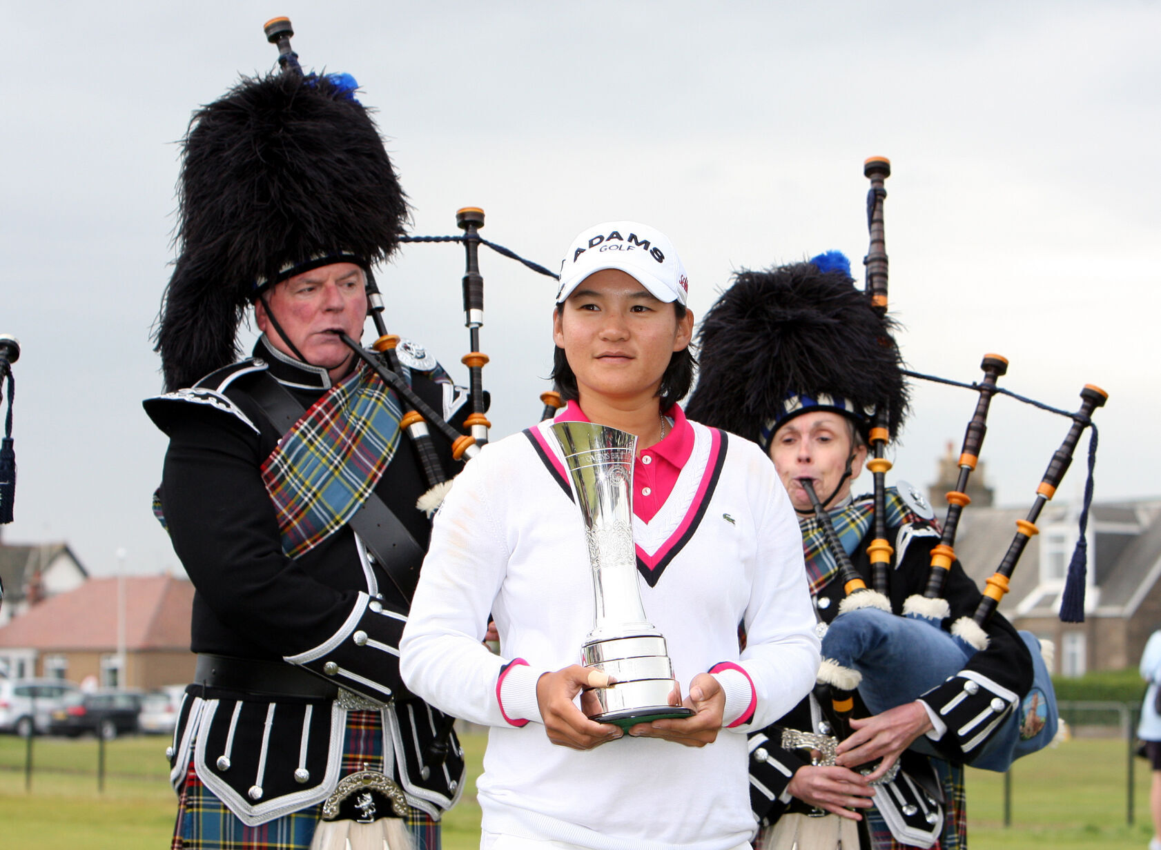 2011: Yani Tseng wins back-to-back Women's British Open titles
